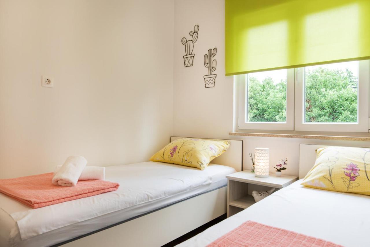 Superior Apartment Sincic ポレッチ エクステリア 写真