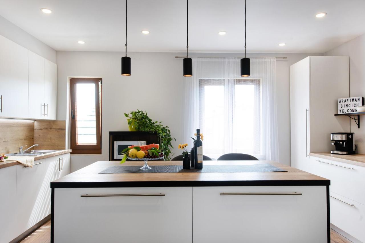 Superior Apartment Sincic ポレッチ エクステリア 写真